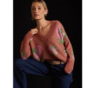 Anthropologie Slouchy Floral V-Neck Distress Hem Crop Knit Sweater